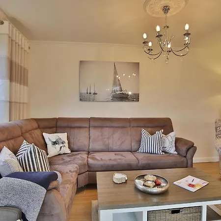 Duenenhaus Duenenhaus 3 7 * Scharbeutz